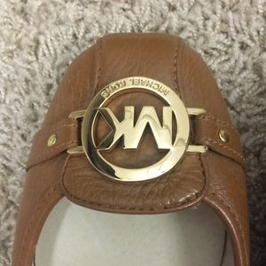 Michael Kors flats size 8.5